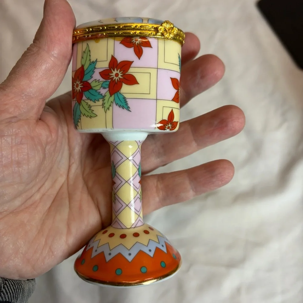 Porcelain Postage Stamp Dispenser Pedestal Heart Lid